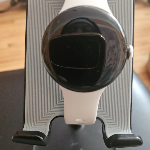 Google Pixel Watch 2 - Black and Silver